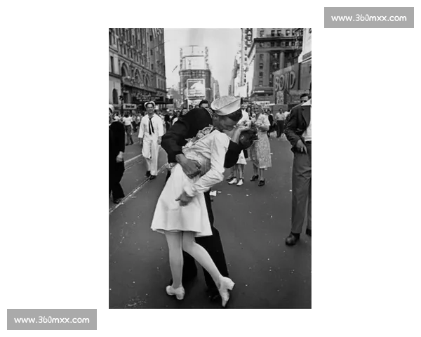 激斗正酣，谁能称王，冠军杯的胜利之吻！